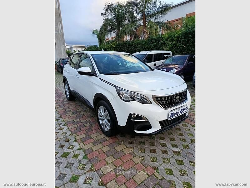 Usata Peugeot 3008 Business-Line 131 CV (96 kW) 2020 Bianco SUV