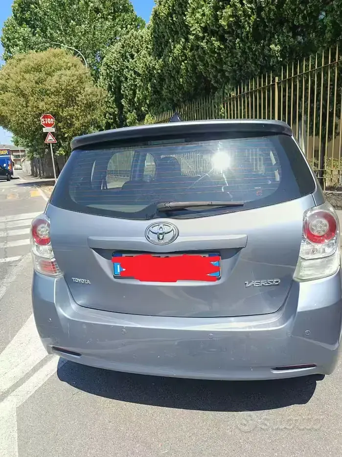 Usata Toyota Verso 150 CV (110 kW) 2011 Monovolume