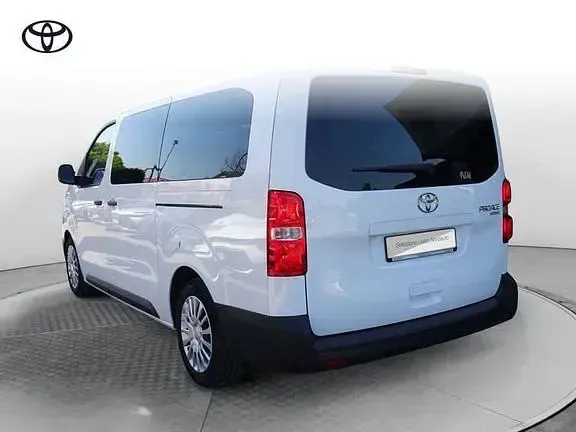 Usata Toyota Proace Verso Lounge 144 CV (105 kW) 2025 Bianco Station wagon