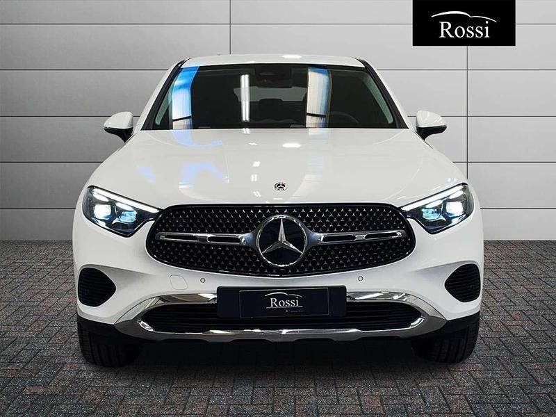 Nuova Mercedes GLC300 197 CV (144 kW) 2026 Bianco polare Coupé