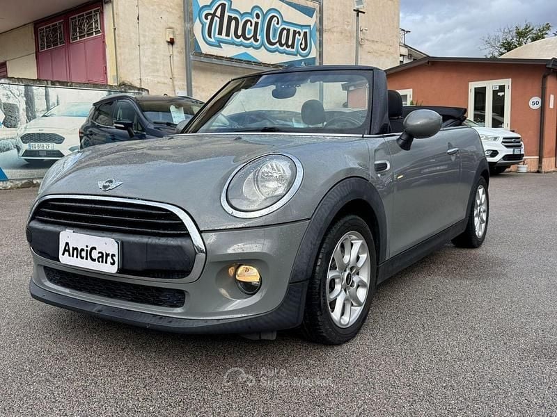 Usata Mini ONE Hype 102 CV (75 kW) 2017 Grigio Utilitaria
