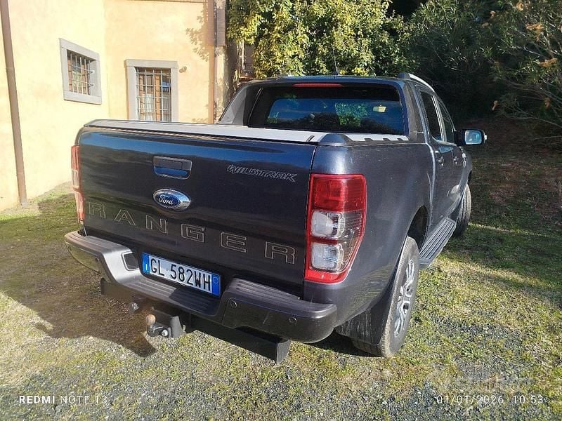 Usata Ford Ranger 213 CV (156 kW) 2023 Grigio Pick-up