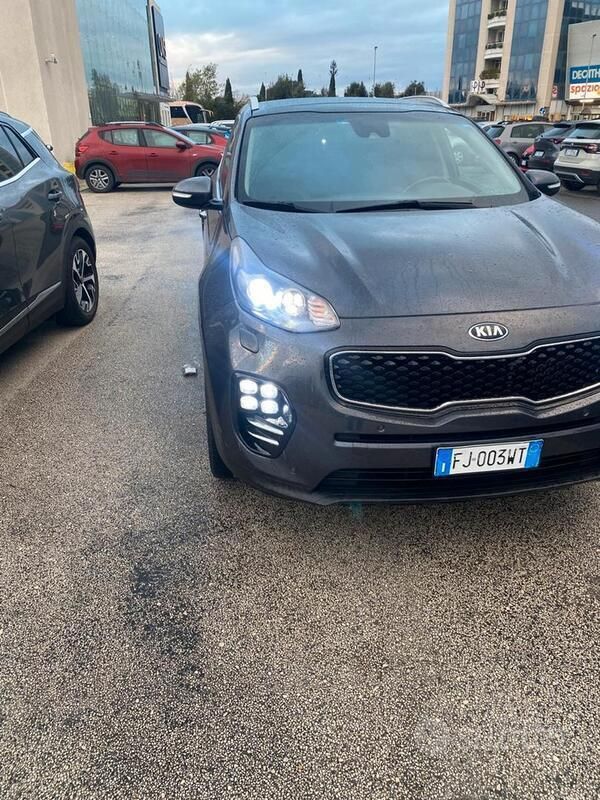 Usata 2017 Kia Sportage SUV | 11.000 € (Ottimo prezzo) - Immagine 1/4