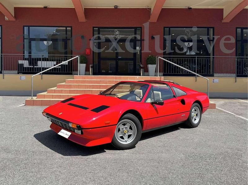 Usata Ferrari 308 239 CV (175 kW) 1983 Rosso Coupé