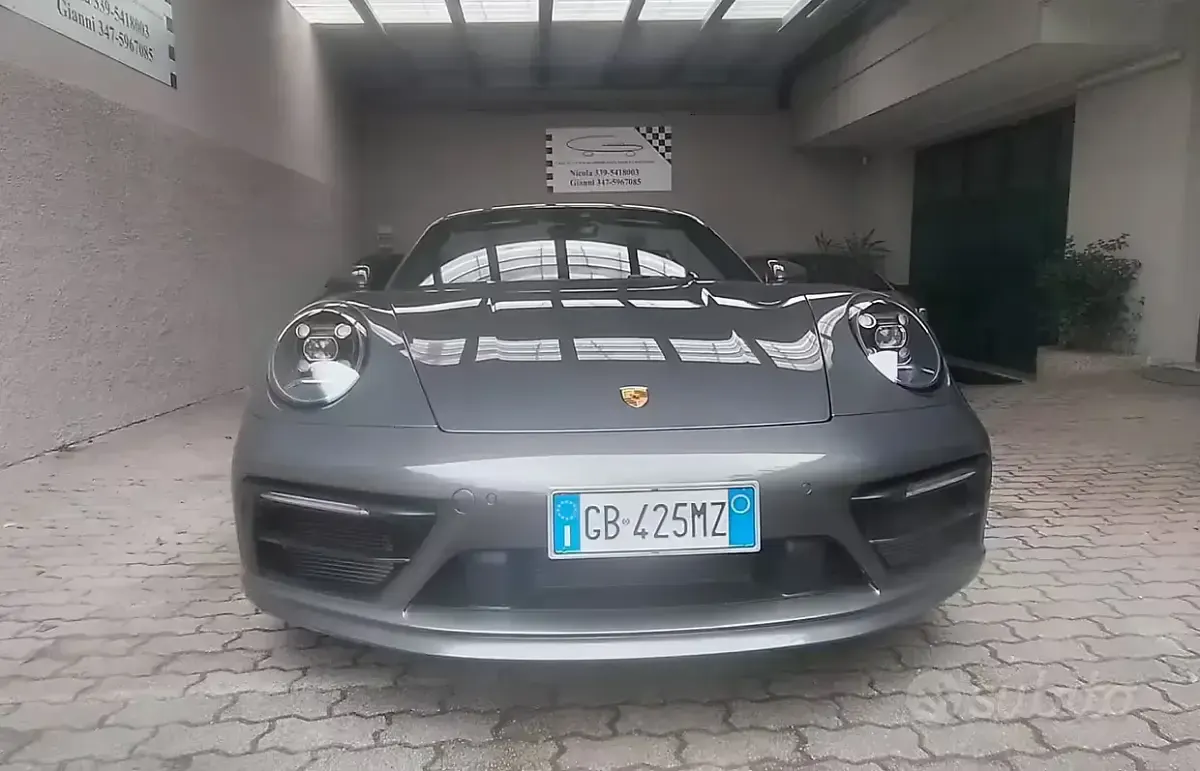 Usata Porsche 911 Carrera Cabriolet 385 CV (283 kW) 2020 Grigio Cabrio