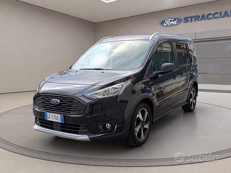 Usata Ford Tourneo Active 120 CV (88 kW) 2021 Nero metallizzato Berlina