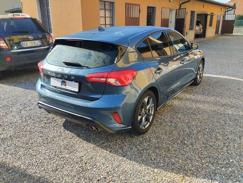 Usata Ford Focus ST-Line 125 CV (91 kW) 2020 Blu Berlina