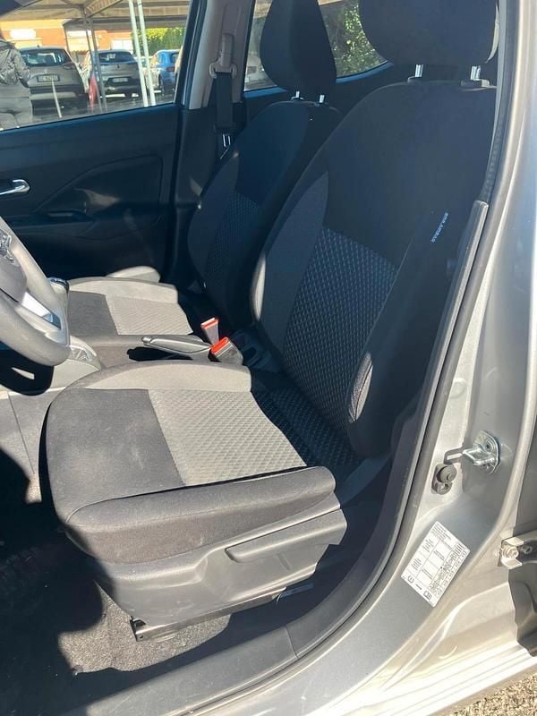 Second-hand Nissan Micra Acenta 92 CP (67 kW) 2023 Argintiu Hatchback