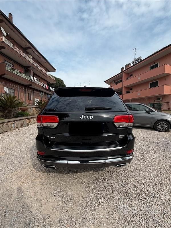 Usata Jeep Grand Cherokee Summit 250 CV (183 kW) 2018 Nero SUV