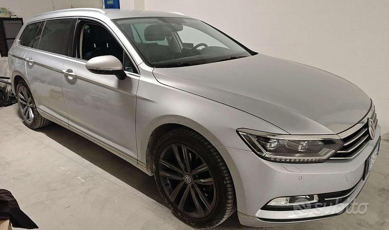 Usata VW Passat Highline 150 CV (110 kW) 2017 Station wagon