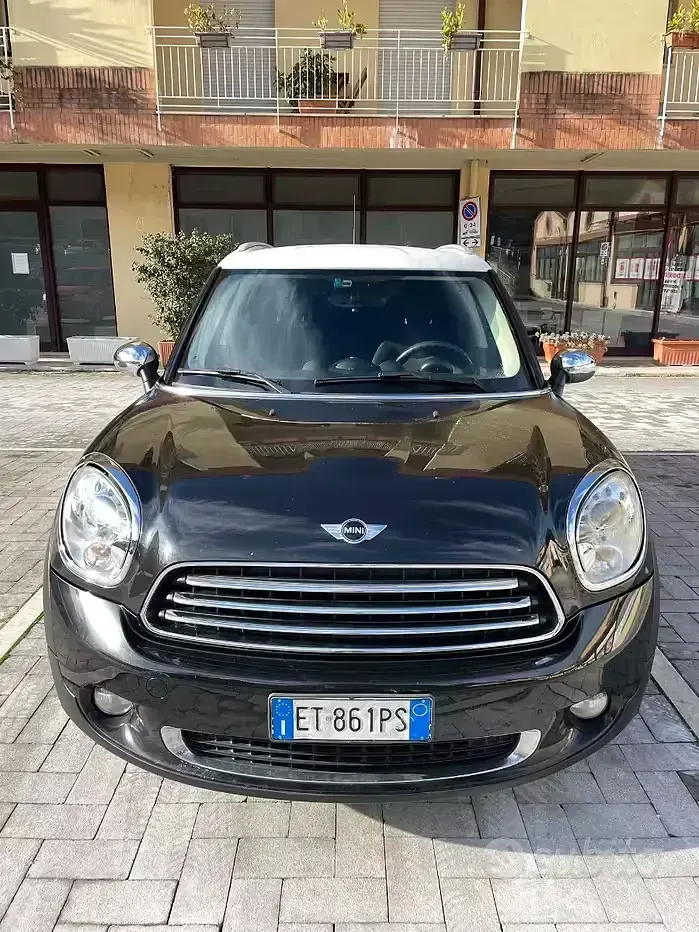 Usata Mini Countryman 111 CV (81 kW) 2013 Nero SUV