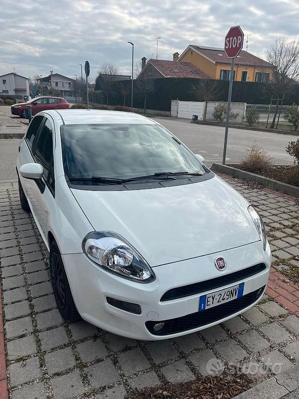Usata Fiat Grande Punto Street 2015 Bianco Utilitaria