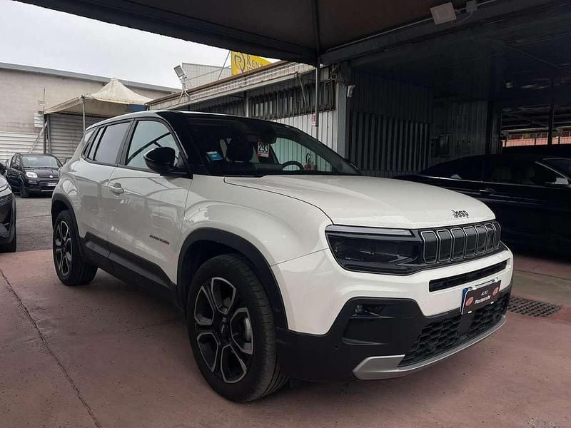 Usata Jeep Avenger Summit 101 CV (74 kW) 2025 Bianco SUV