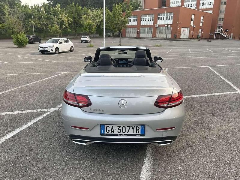 Usata Mercedes C220 194 CV (142 kW) 2020 Cabrio