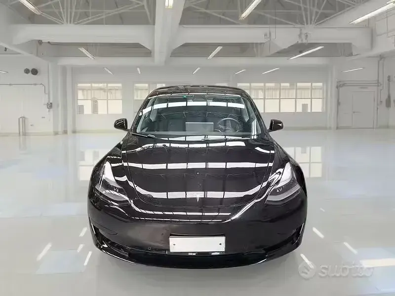 Usata Tesla Model 3 Standard Range 88 kW (120 CV) 2021 Nero Berlina