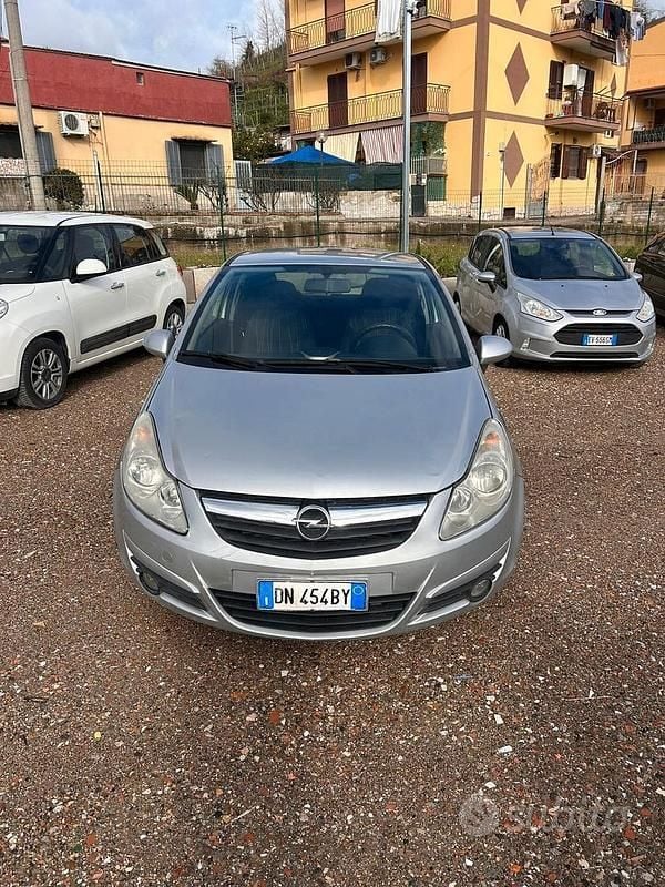 Usata Opel Corsa Club 60 CV (44 kW) 2008 Grigio Utilitaria