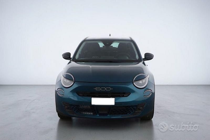 Usata Fiat 600 Comfort 100 CV (73 kW) 2024 Verde SUV