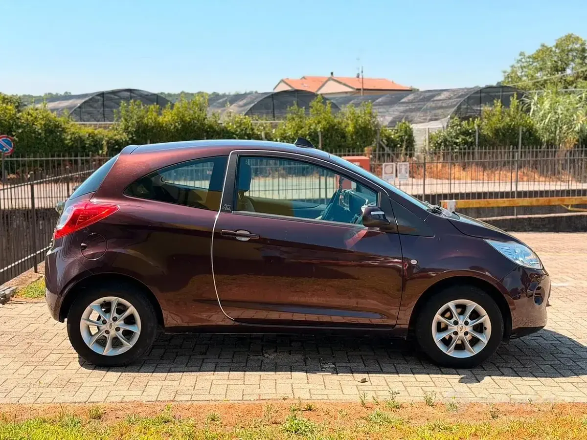 Usata Ford Ka 69 CV (50 kW) 2016 Viola Berlina