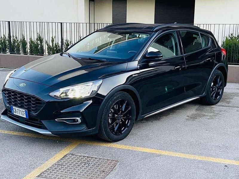 Usata Ford Focus Active X 120 CV (88 kW) 2020 Berlina