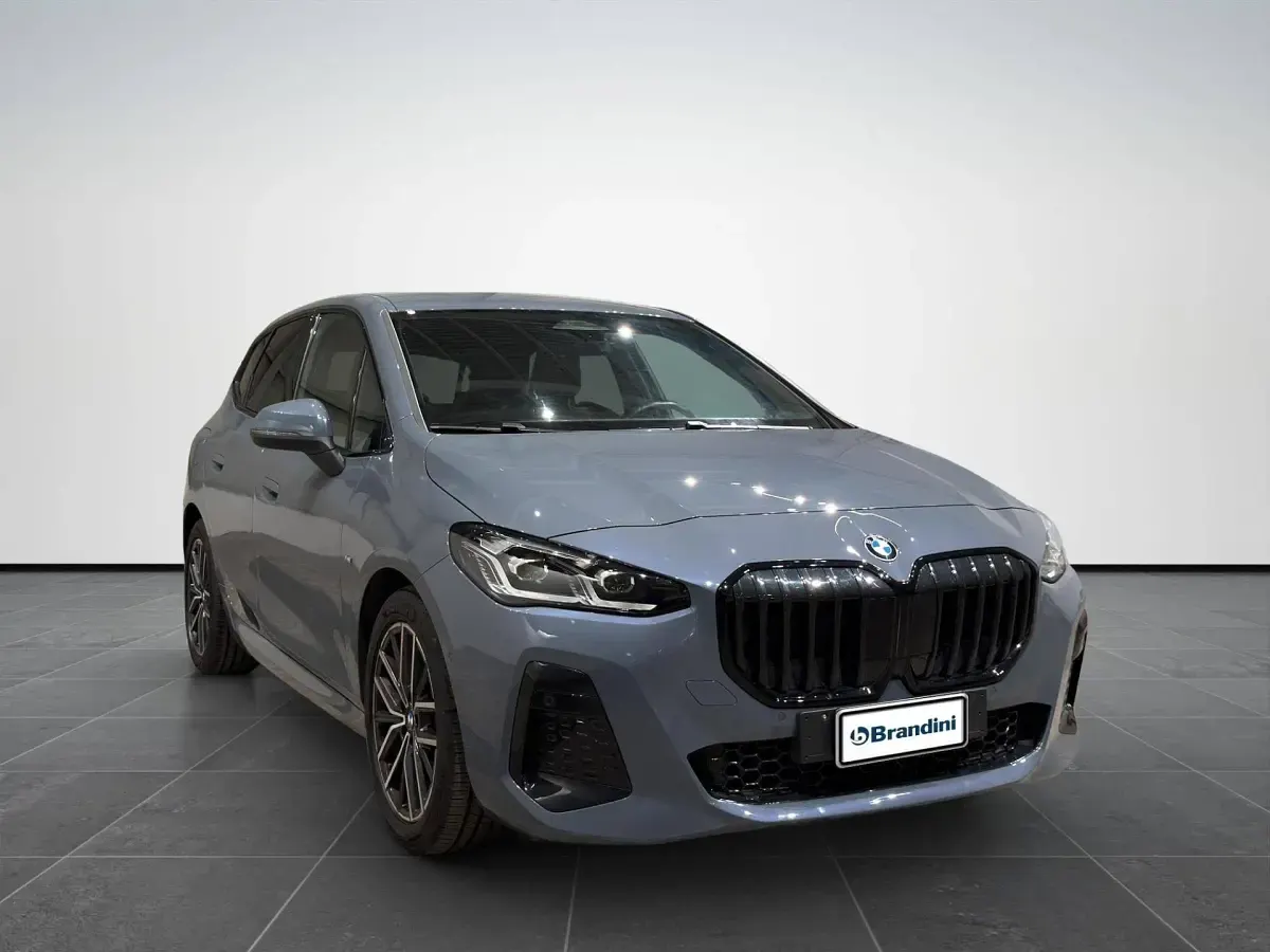 Usata BMW 223 Active Tourer M Sport 204 CV (150 kW) 2024 Grigio Monovolume