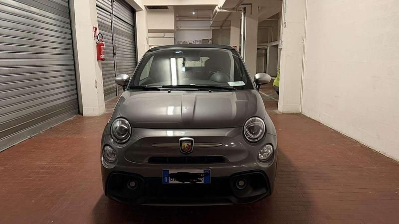 Usata Abarth 595C Turismo 165 CV (121 kW) 2022 Grigio Cabrio