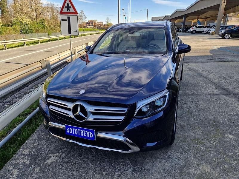 Usata Mercedes GLC220 Exclusive 170 CV (125 kW) 2017 Blu/azzurro SUV