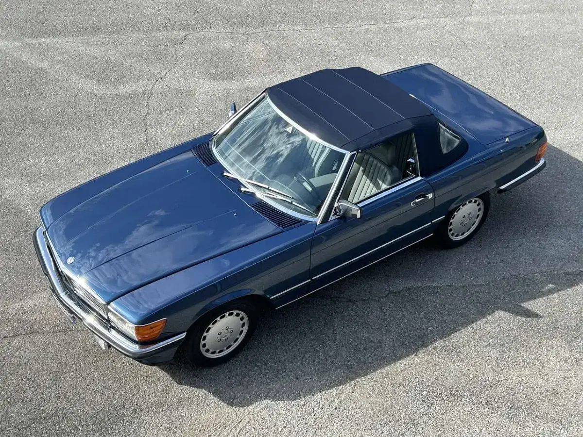 Usata Mercedes SL500 245 CV (180 kW) 1986 Blu/azzurro Cabrio