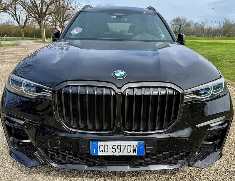Usata BMW X7 Sport Line 400 CV (294 kW) 2020 Nero SUV