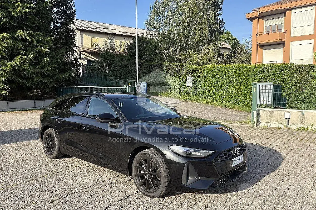 Usata Audi A5 Business 150 CV (110 kW) 2025 Nero Station wagon