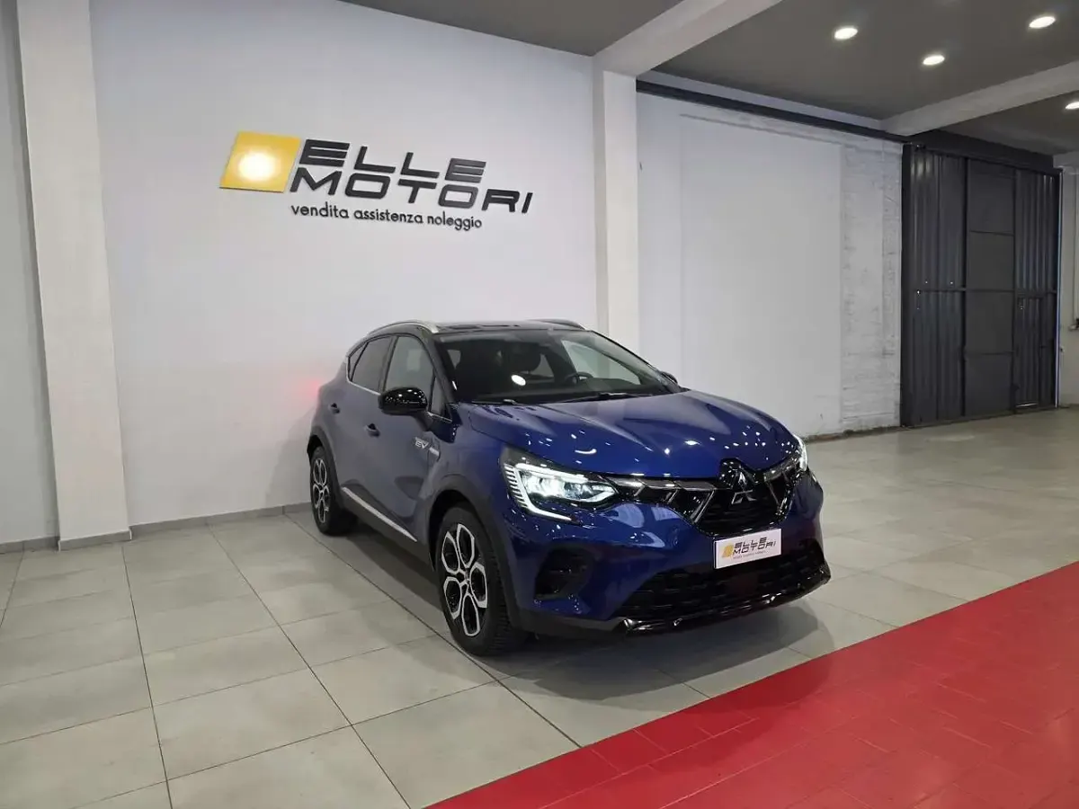 Usata Mitsubishi ASX Instyle 92 CV (67 kW) 2024 Blu/azzurro SUV