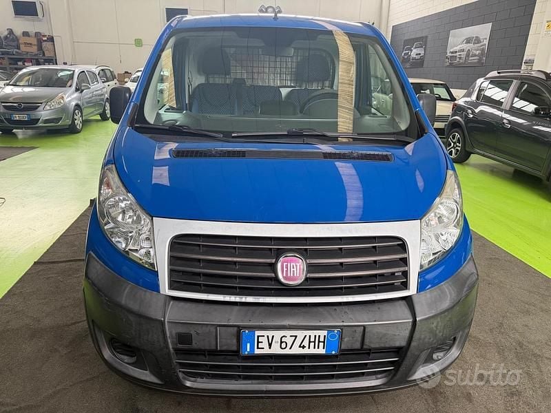 Usata Fiat Scudo 130 CV (95 kW) 2014 Blu/azzurro Furgone