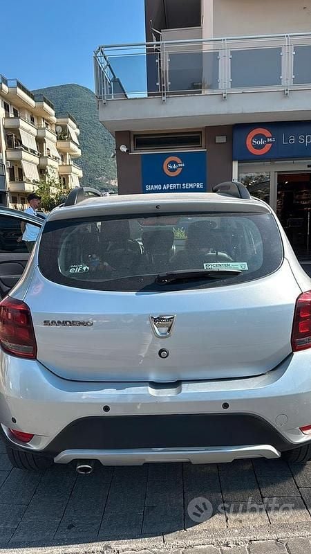 Usata Dacia Sandero Stepway 95 CV (69 kW) 2020 Grigio Utilitaria