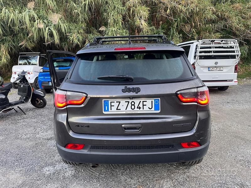 Usata Jeep Compass Night Eagle 140 CV (102 kW) 2019 Grigio SUV