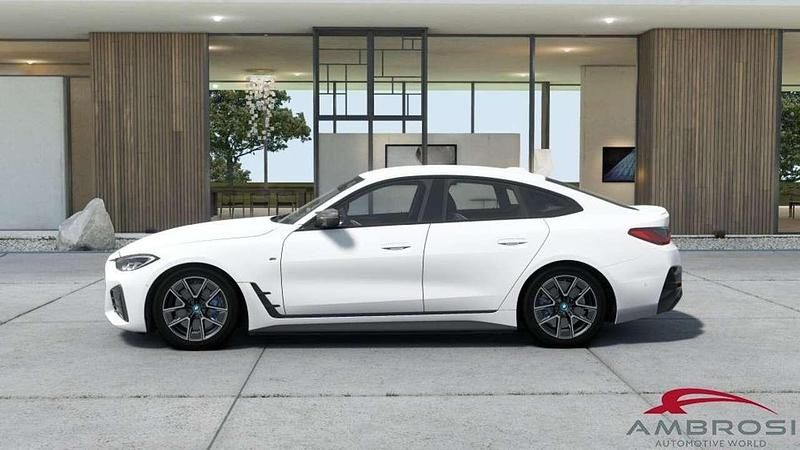 Nuova BMW i4 400 kW (544 CV) 2025 Bianco Berlina