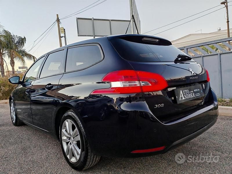 Usata Peugeot 308 101 CV (74 kW) 2020 Blu Station wagon