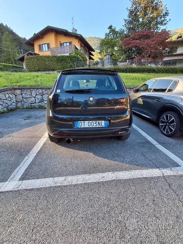 Usata Fiat Grande Punto 2008 Nero Utilitaria