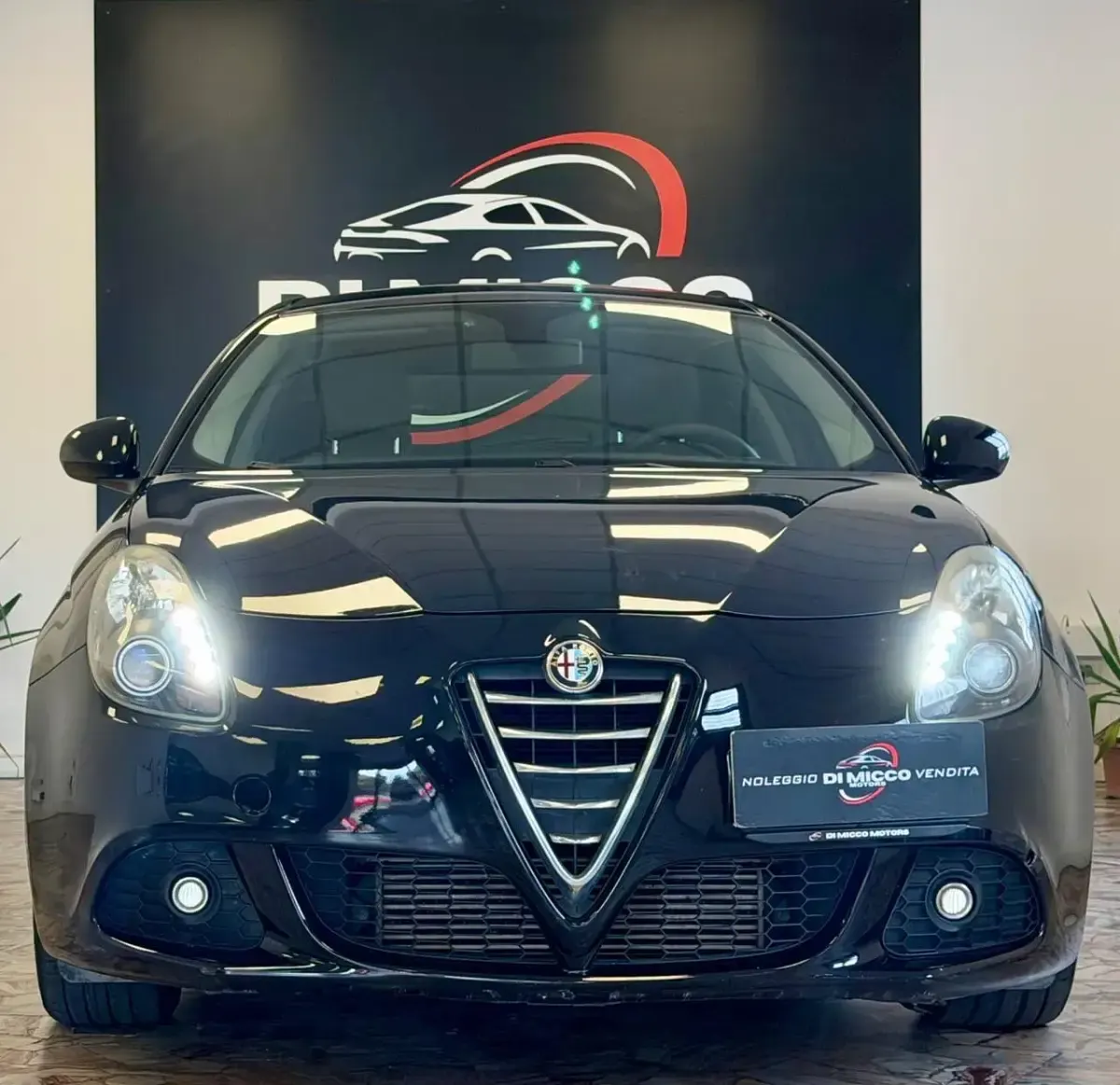 Usata Alfa Romeo Giulietta Exclusive 105 CV (77 kW) 2014 Nero Utilitaria