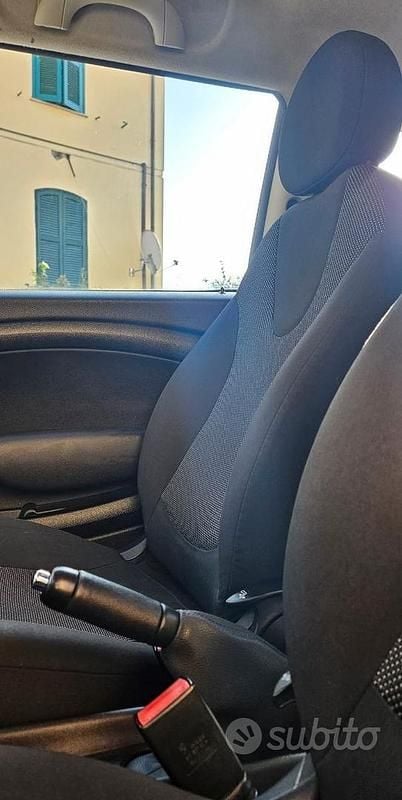 Usata Mini Cooper 75 CV (55 kW) 2013 Nero Utilitaria