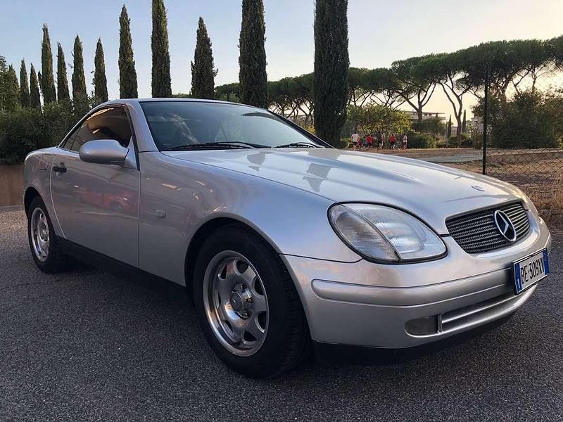 Usata 1999 Mercedes SLK200 Cabrio | 9500 € (Molto cara) - Immagine 1/4