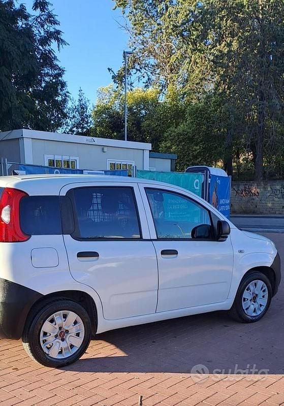 Usata Fiat Panda 69 CV (50 kW) 2018 Bianco Utilitaria