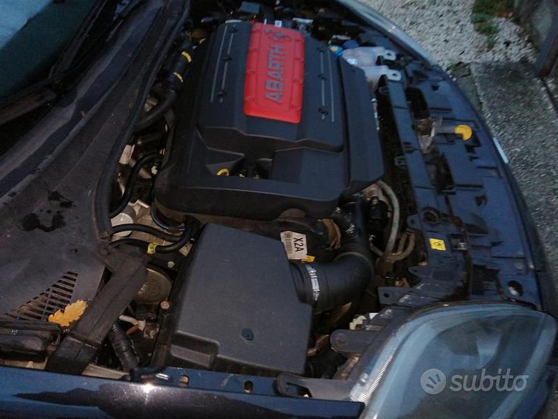 Usata Abarth Punto 180 CV (132 kW) 2014 Utilitaria