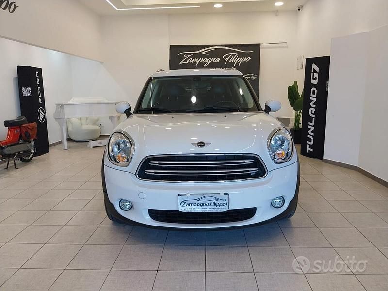 Usata Mini Park Lane Countryman 111 CV (81 kW) 2016 Bianco SUV