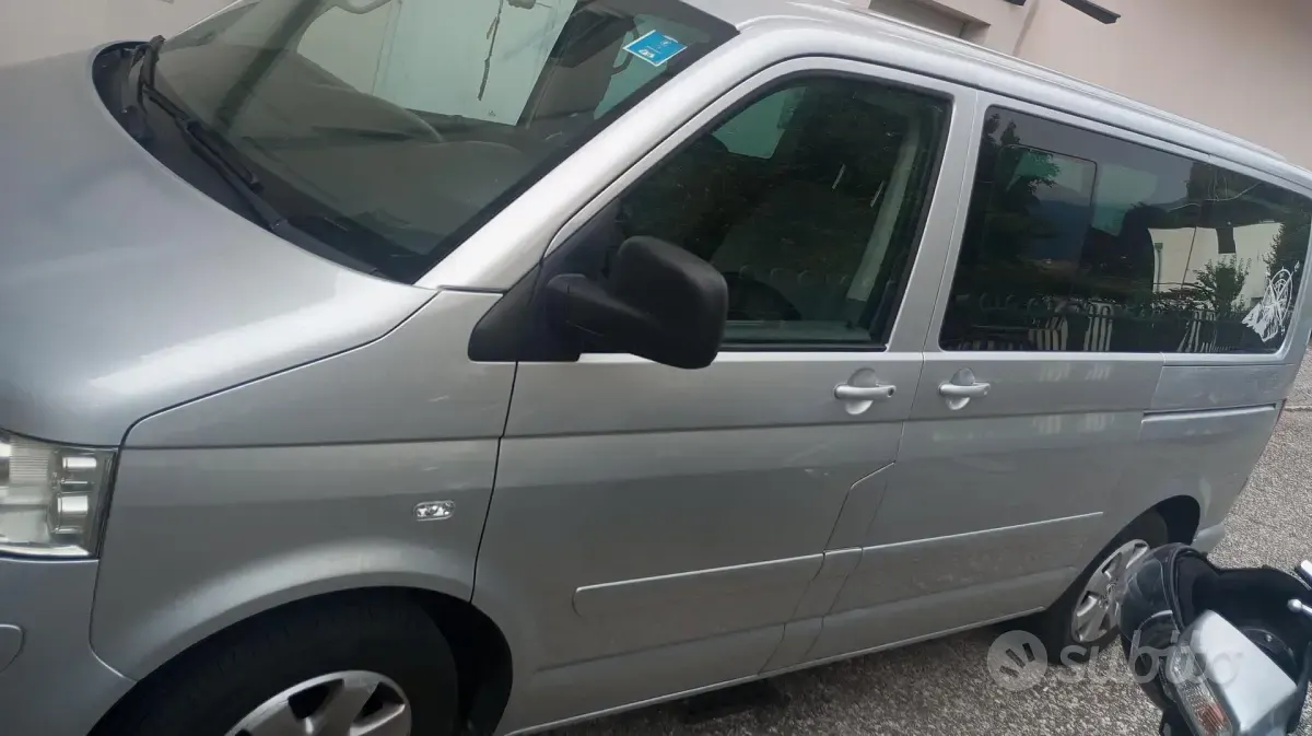 Usata VW T5 174 CV (127 kW) 2006 Grigio Furgone