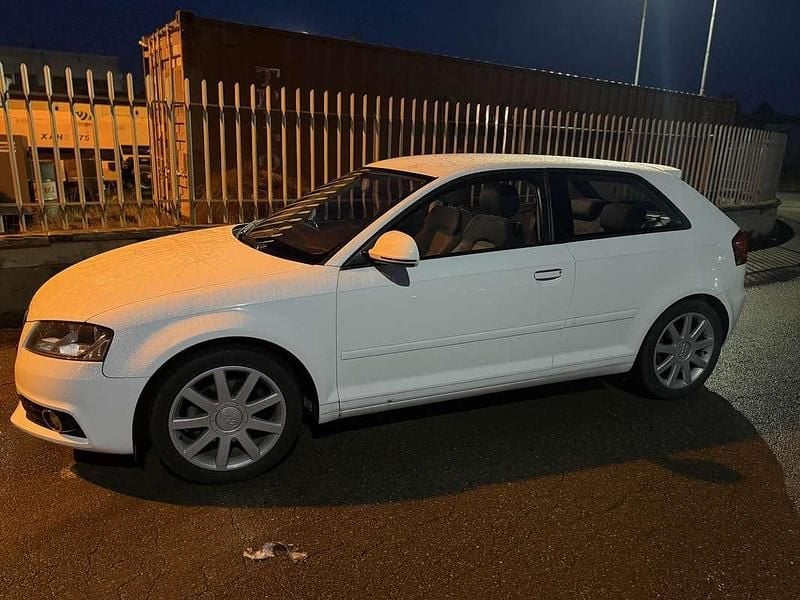 Usata Audi A3 Ambition 140 CV (102 kW) 2011 Bianco Utilitaria
