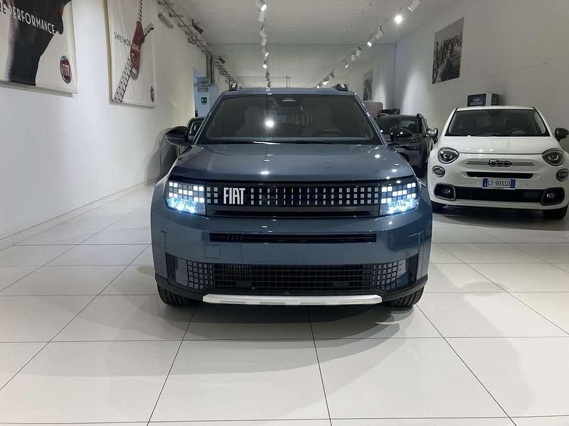 Nuova Fiat Panda La Prima 110 CV (80 kW) 2025 Blu/azzurro Berlina