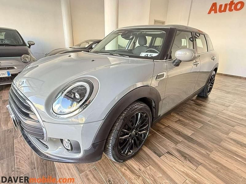 Usata Mini One D Clubman Essential 116 CV (85 kW) 2021 Grigio Station wagon