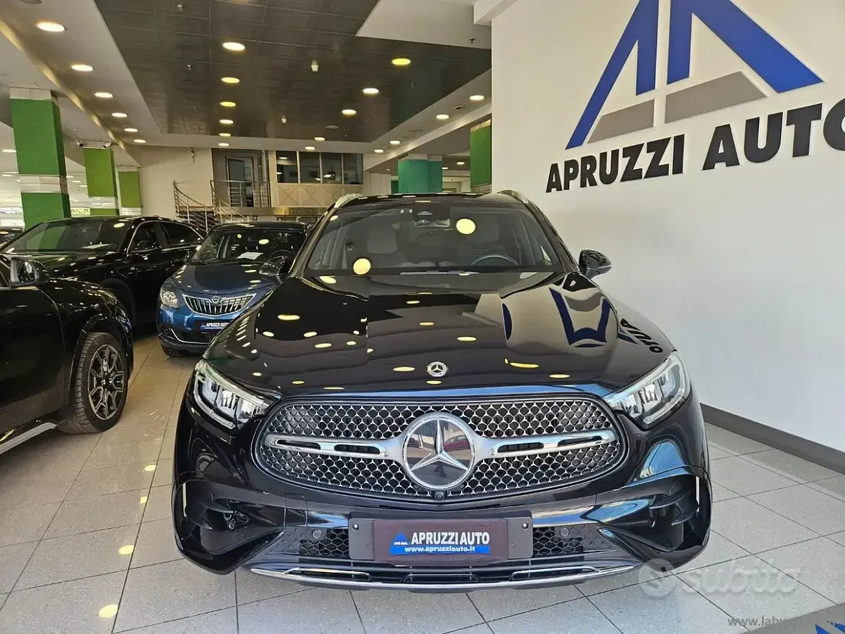 Usata Mercedes GLC220 Advanced 197 CV (144 kW) 2023 Nero SUV