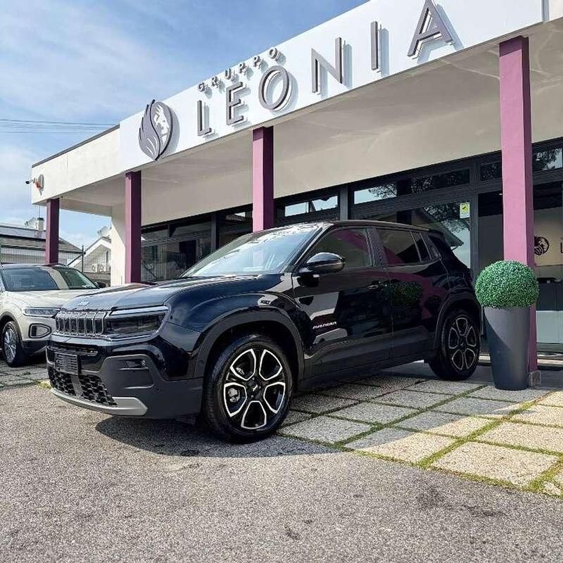 Usata Jeep Avenger Summit 101 CV (74 kW) 2024 Nero vulcano SUV