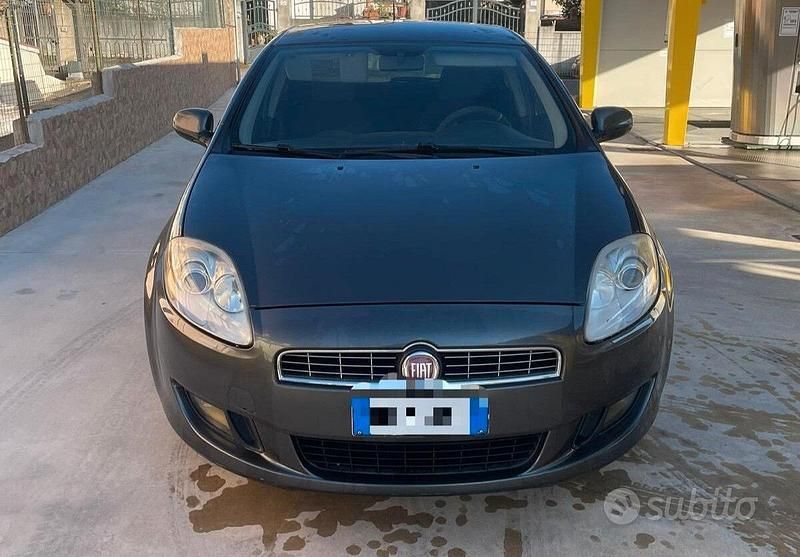 Usata Fiat Bravo 120 CV (88 kW) 2010 Grigio Utilitaria