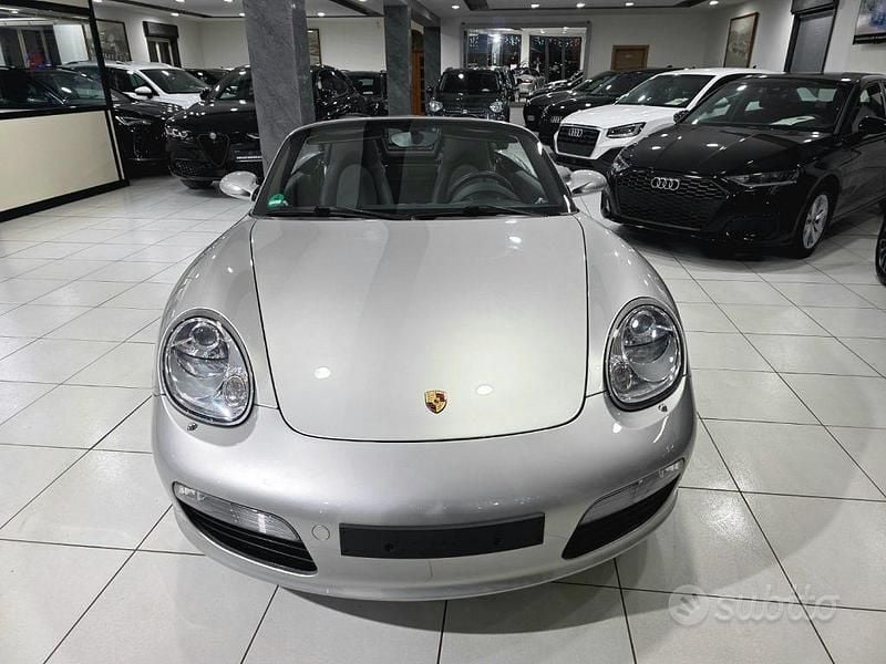 Usata Porsche Boxster 240 CV (176 kW) 2005 Grigio Cabrio